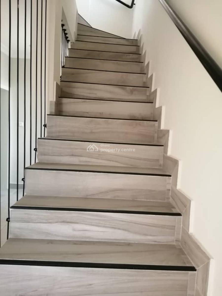 3 Bedroom Townhouse in a Gated Community, Tseaddo, East Airport, Airport Residential Area, Accra, Townhouse for Rent