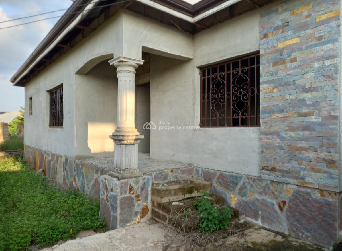 6 Bedrooms, Mampongteng Korea, Kumasi Metropolitan, Ashanti, House for Sale