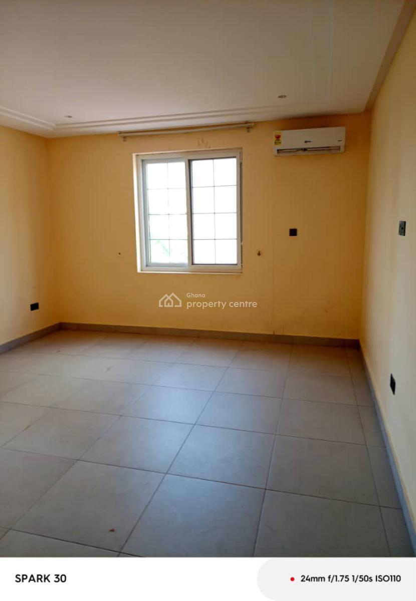 Executive 3 Bedrooms, Dzorwulu, Accra, Townhouse for Rent