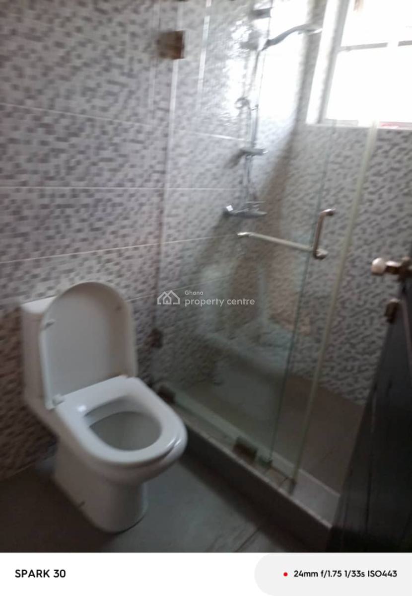 Executive 3 Bedrooms, Dzorwulu, Accra, Townhouse for Rent