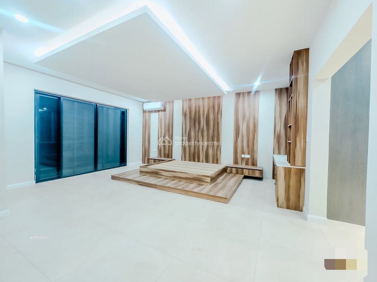 Executive 6 Bedroom, East Airport, Airport Residential Area, Accra, House for Sale
