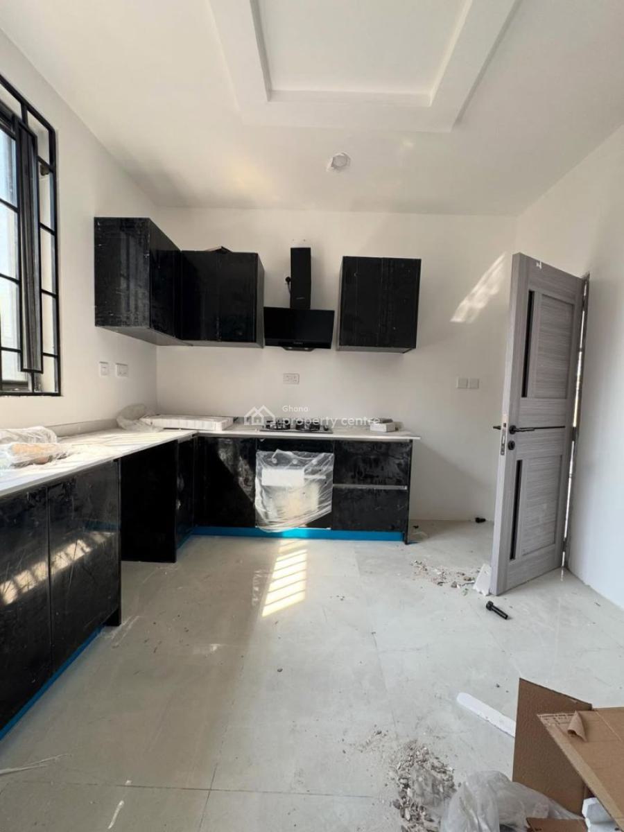 Executive 3 Bedroom, Abelemkpe, Accra, Townhouse for Rent