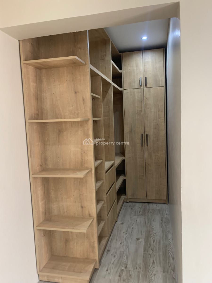 Luxury 5 Bedrooms House, Ashongman Estate, Ga East Municipal, Accra, House for Sale