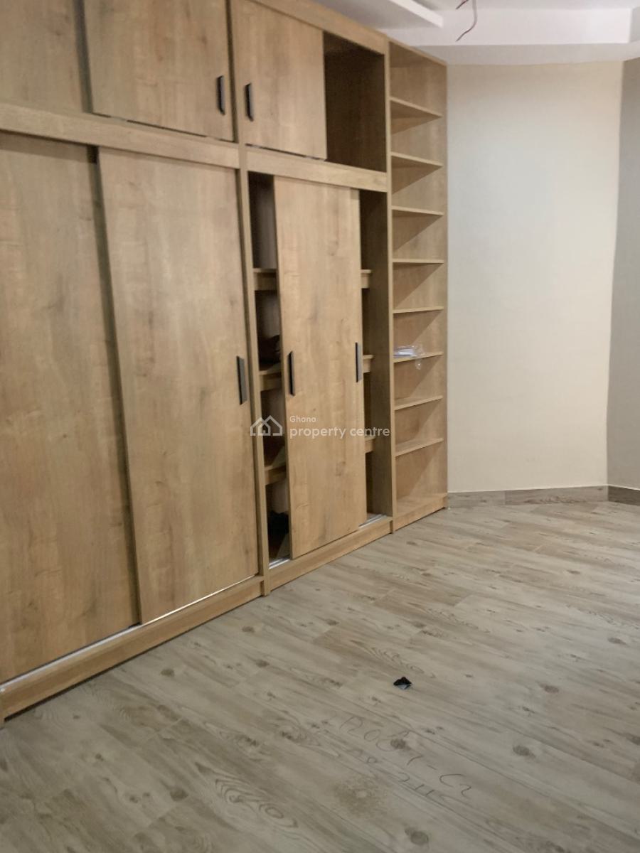 Luxury 5 Bedrooms House, Ashongman Estate, Ga East Municipal, Accra, House for Sale