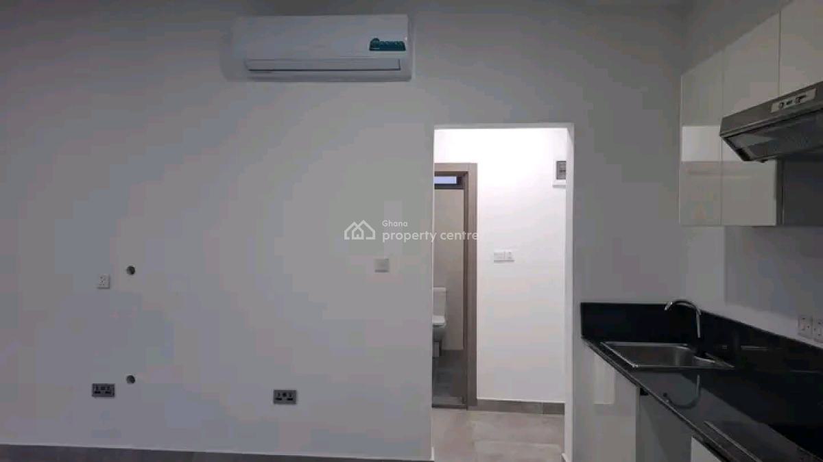 Modern 2 Bedrooms Apartment, East Airport, Airport Residential Area, Accra, Apartment for Rent