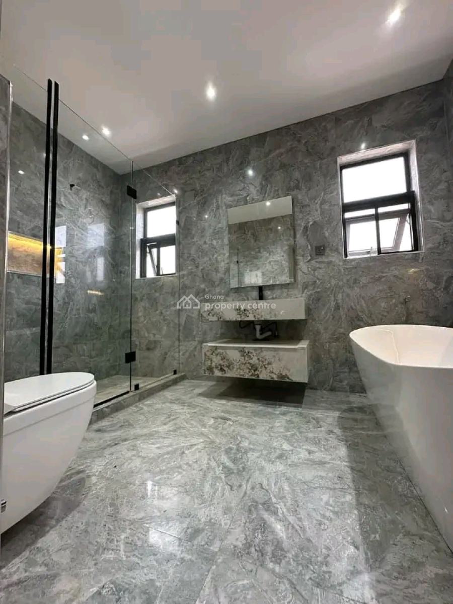 Executive 4 Bedrooms Townhouse, Manet, Spintex, Accra, Townhouse for Sale