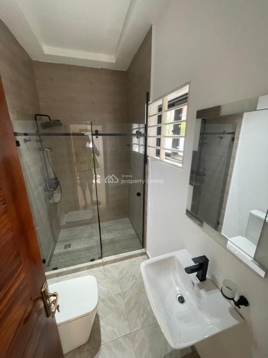 4 Bedrooms House, Ayi Mensah, Oyarifa, La Nkwantanang Madina Municipal, Accra, House for Sale