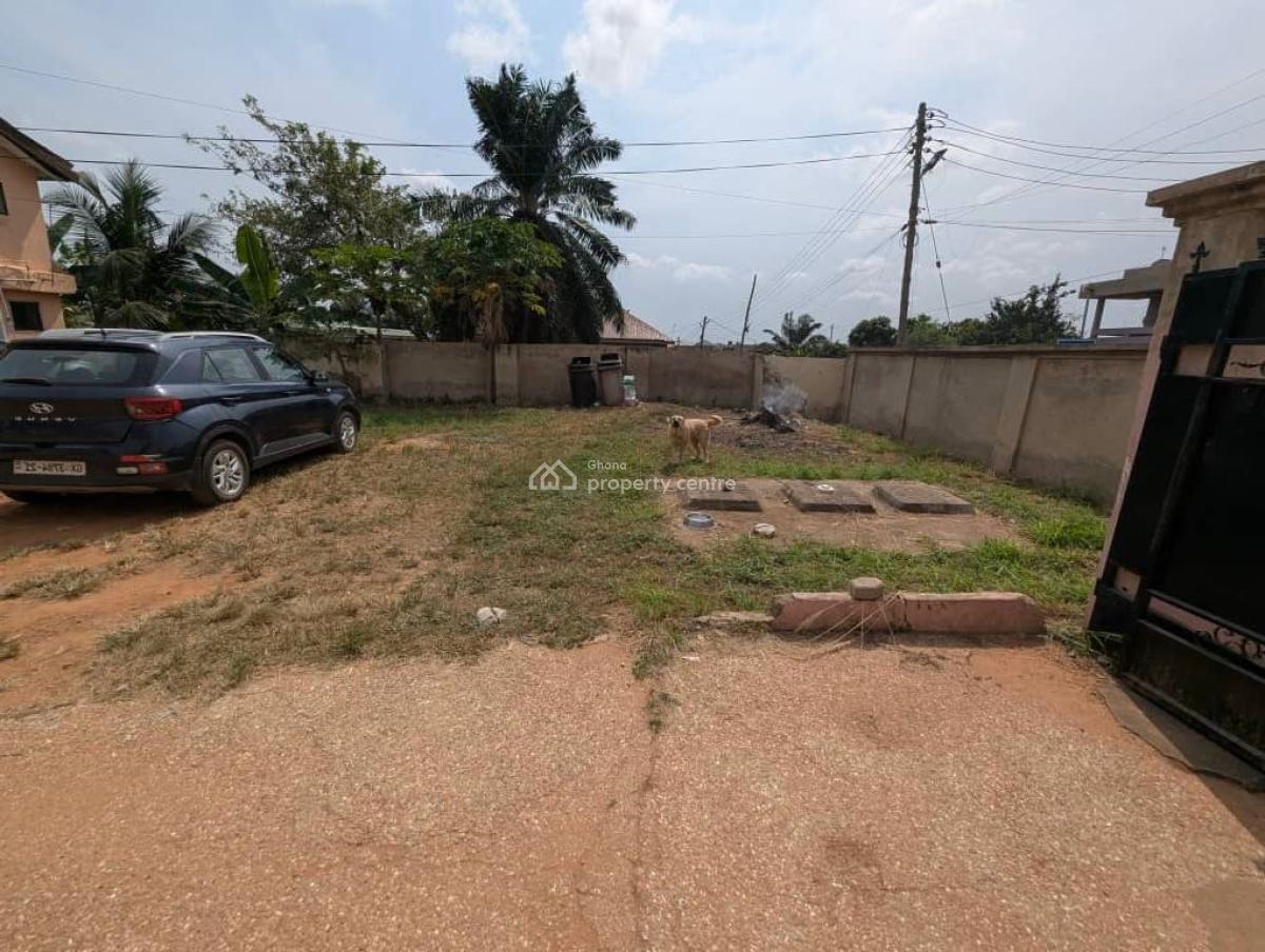 7 Bedrooms House on 2 Plot, Tantra Hills, Achimota, Accra, Commercial Property for Sale