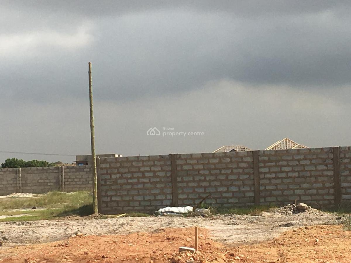 Winning Discounts on Plots - Tema Community 25, Cedar Court Residence, Tema, Accra, Mixed-use Land for Sale