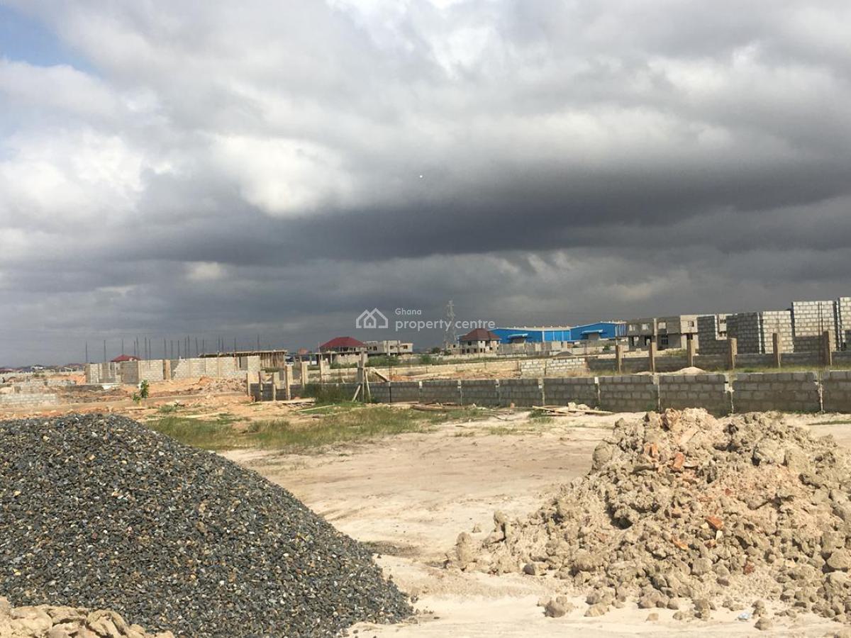 Winning Discounts on Plots - Tema Community 25, Cedar Court Residence, Tema, Accra, Mixed-use Land for Sale