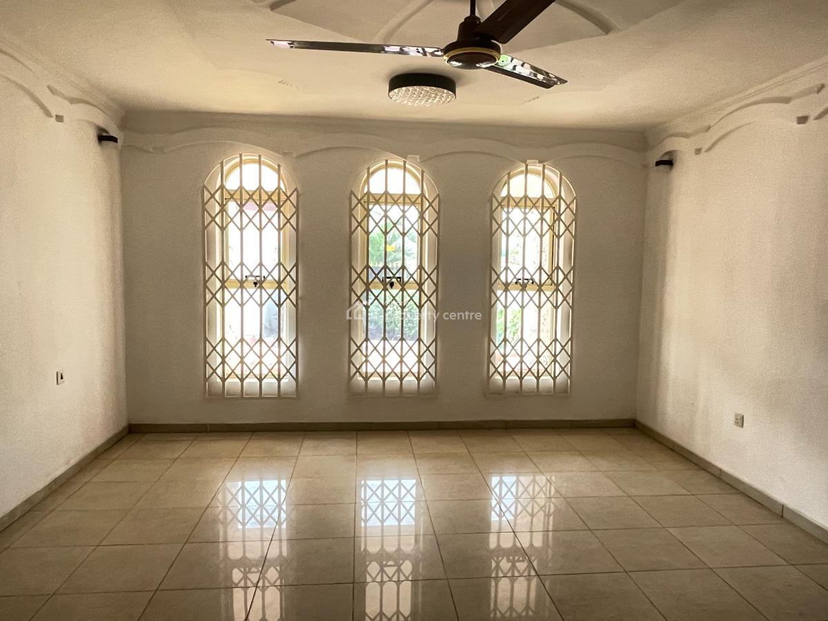 Luxury 5-bedroom Villa in Trasacco Estate, Trasacco Estate, Adenta Municipal, Accra, House for Rent