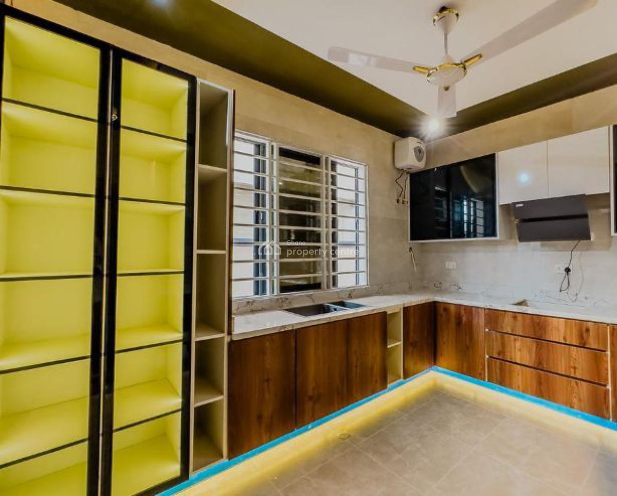 4 Bedroom Single Storey Building with Car Port., Atomic Down, Haatso, Ga East Municipal, Accra, Detached Duplex for Sale