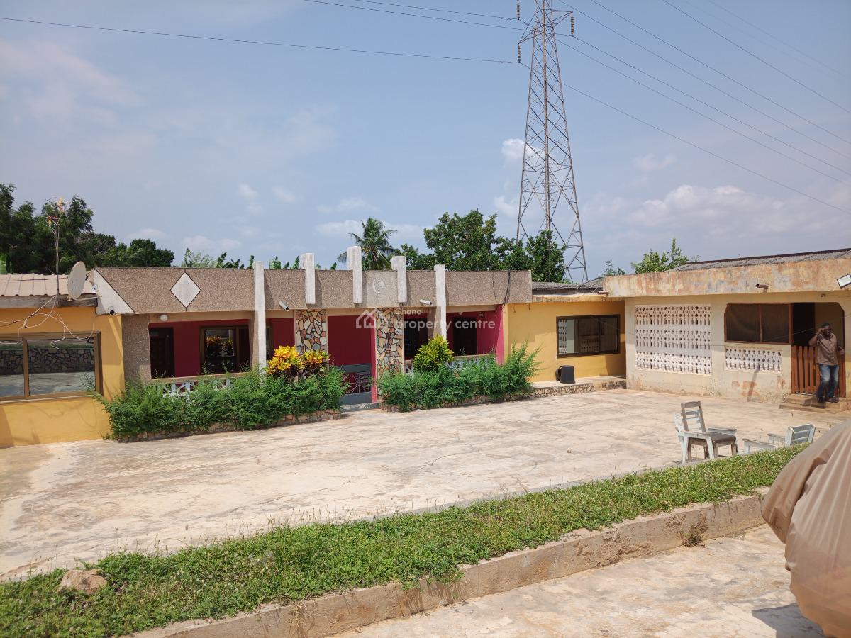4 Units of Chamber & Hall Self Contain at Gbawe Accra, Guinness Depot Area, Gbawe, Ga South Municipal, Accra, Detached Bungalow for Sale