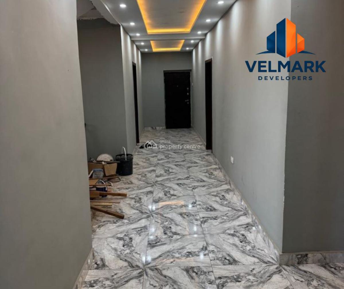 Investors Deal  Luxury 5-bedroom En-suite Home  Adade Kasoa, Adade Road, Kasoa, Awutu-senya East, Central Region, House for Sale