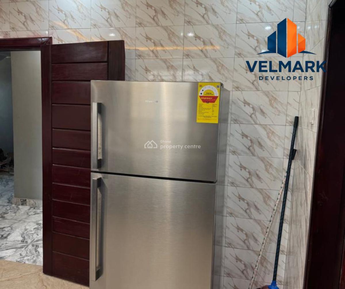 Investors Deal  Luxury 5-bedroom En-suite Home  Adade Kasoa, Adade Road, Kasoa, Awutu-senya East, Central Region, House for Sale