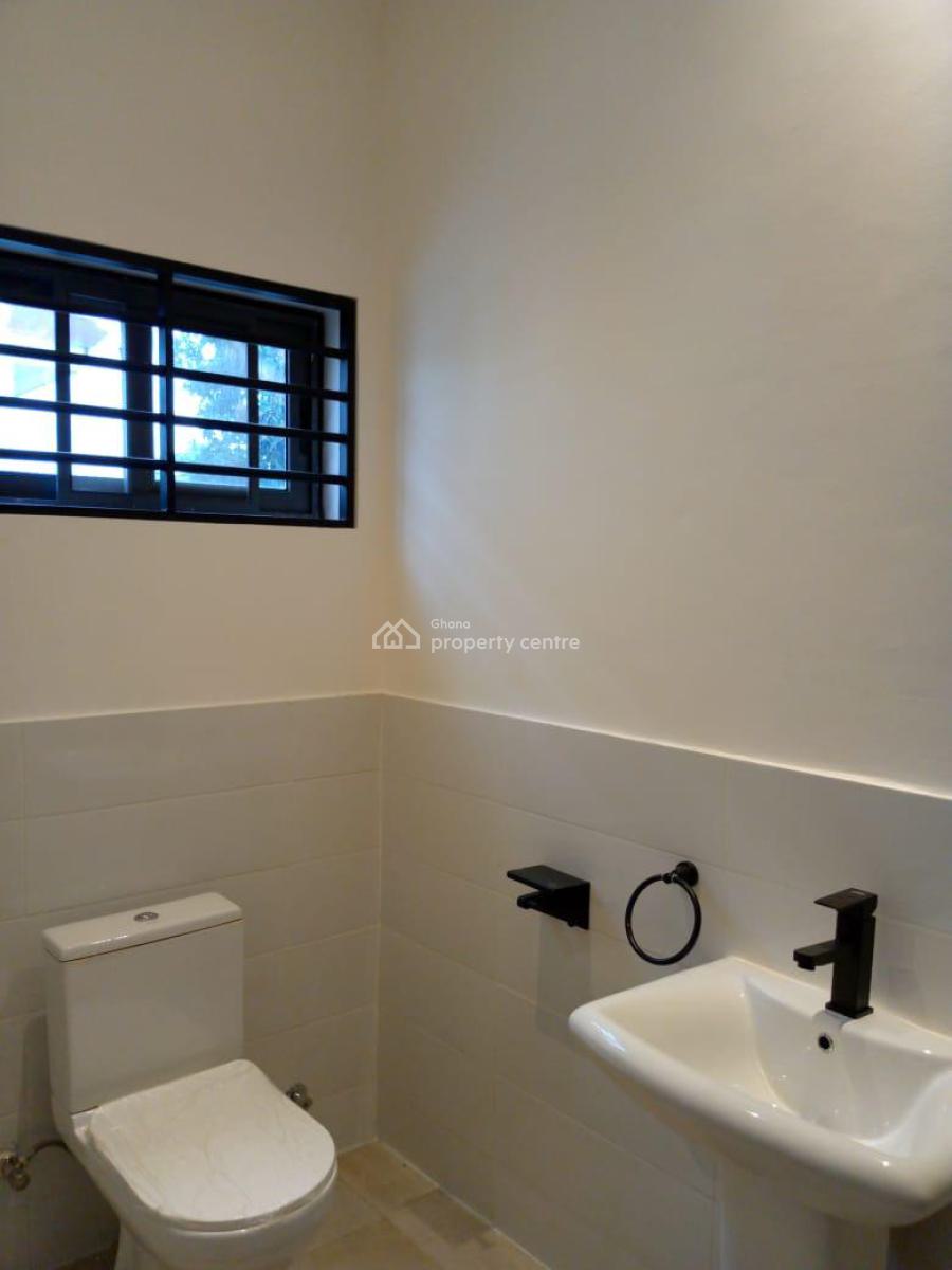 Executive 3-bedroom Burgalow House @ Adenta Powerland, Adenta Municipal, Accra, Detached Bungalow for Sale