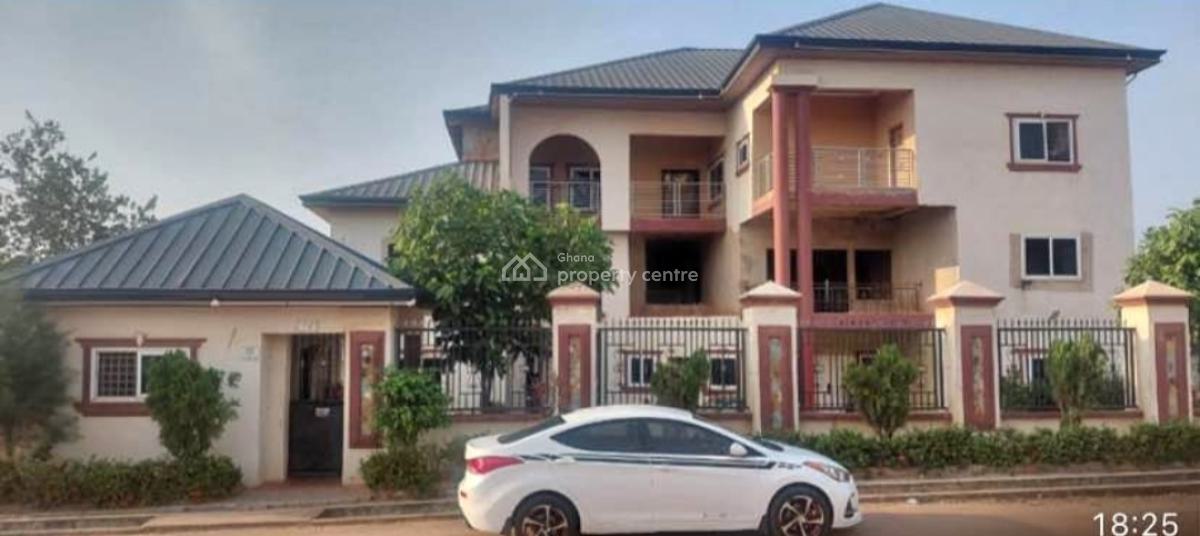 18 Bedrooms, Atonsu Feyiase, Kumasi Metropolitan, Ashanti, House for Sale