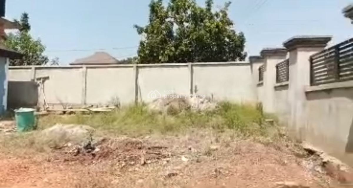 4 Bedrooms, Kwanwoma, on Ahodwo Sokoban Road., Kumasi Metropolitan, Ashanti, House for Sale