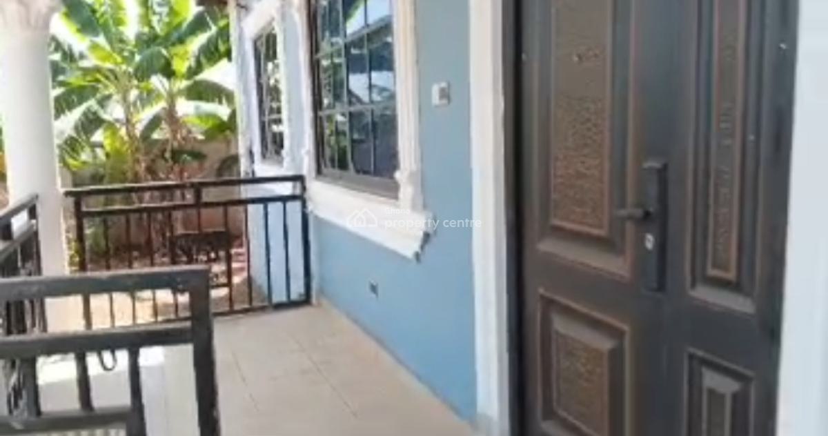 4 Bedrooms, Kwanwoma, on Ahodwo Sokoban Road., Kumasi Metropolitan, Ashanti, House for Sale