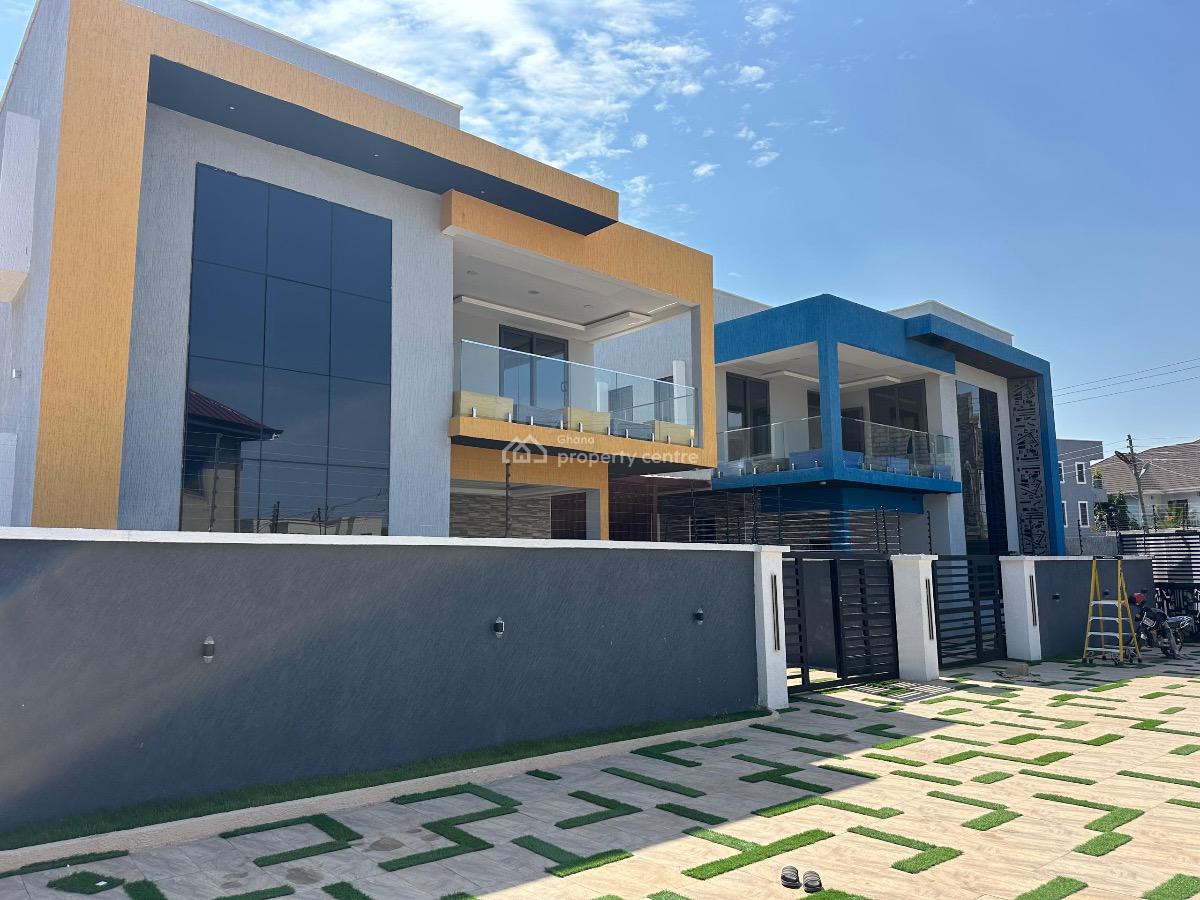 Furnished 4 Bedroom Townhouse in a Gated Community with Swimming Pool, Mahama Road, East Airport, Airport Residential Area, Accra, Detached Duplex for Rent