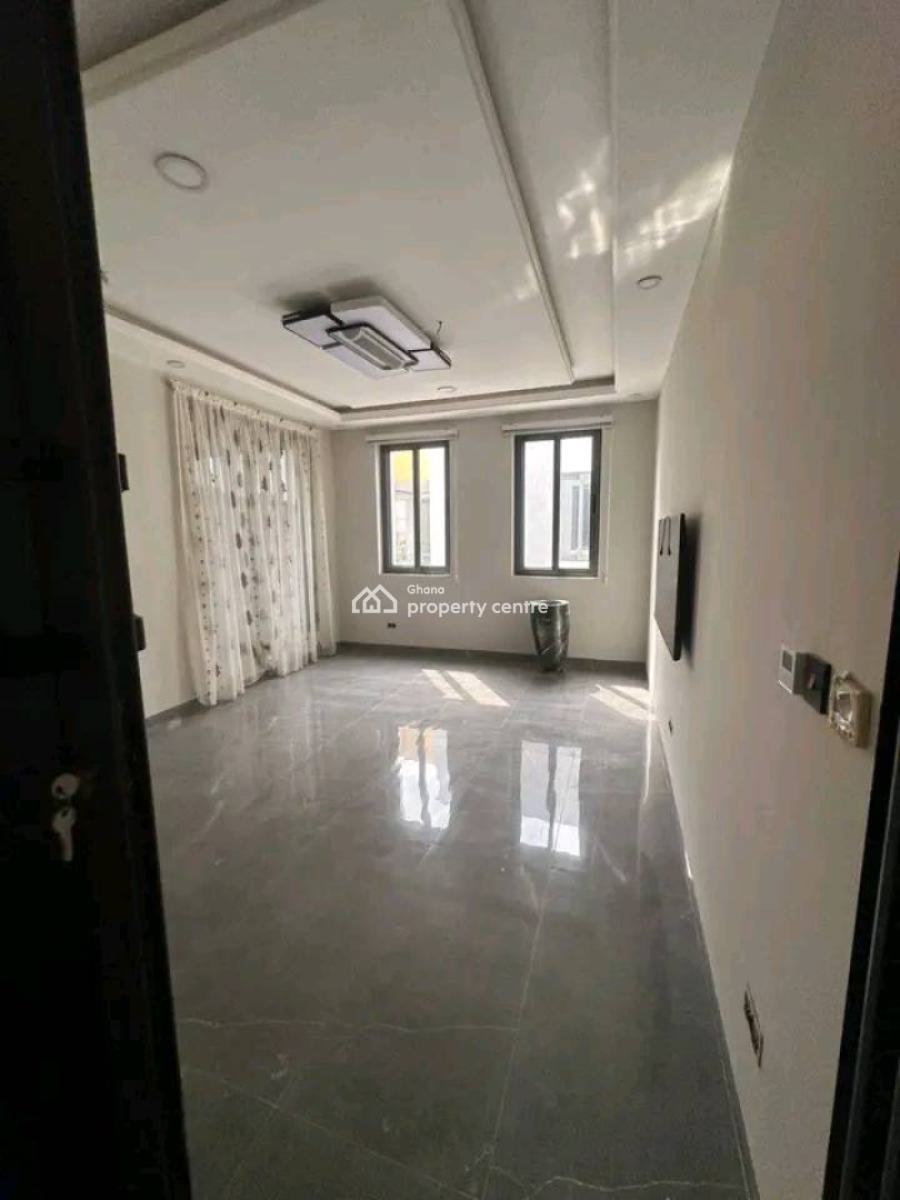 Furnished 4 Bedroom Townhouse in a Gated Community with Swimming Pool, Mahama Road, East Airport, Airport Residential Area, Accra, Detached Duplex for Rent