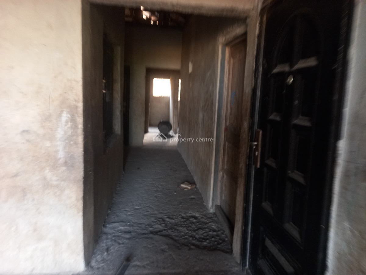 7 Bedrooms, Mampongteng Korea, Kumasi Metropolitan, Ashanti, House for Sale