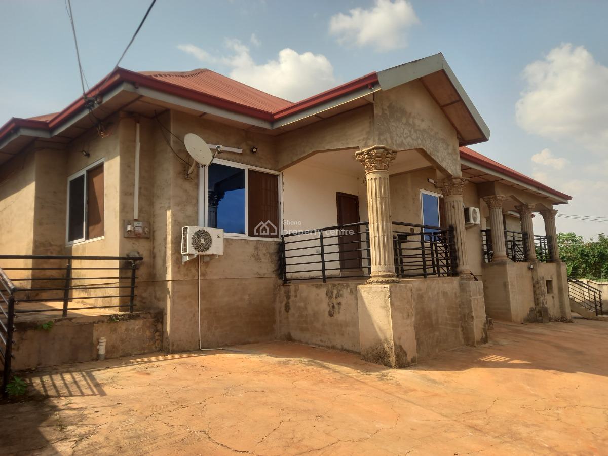 Sachet/ Pure Water Company ( with 4 Bedrooms House), Sokoban Kwanwoma, on Ahodwo Daban Road., Kumasi Metropolitan, Ashanti, Commercial Property for Sale