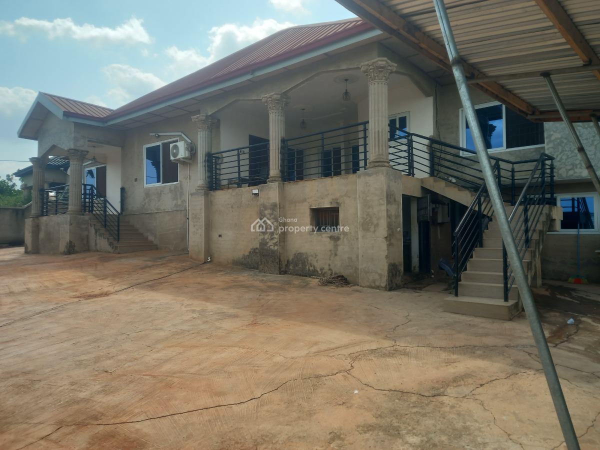 Sachet/ Pure Water Company ( with 4 Bedrooms House), Sokoban Kwanwoma, on Ahodwo Daban Road., Kumasi Metropolitan, Ashanti, Commercial Property for Sale