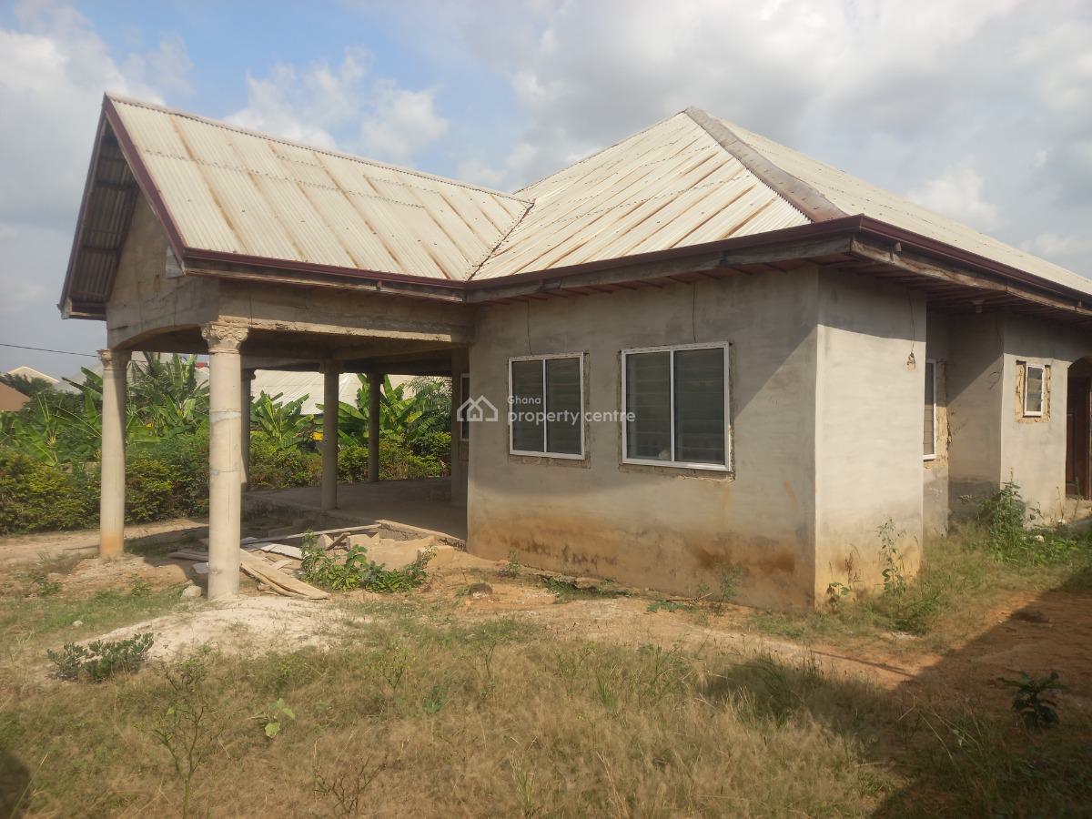 5 Bedrooms, Kenyasi Adwumam, Kumasi Metropolitan, Ashanti, House for Sale