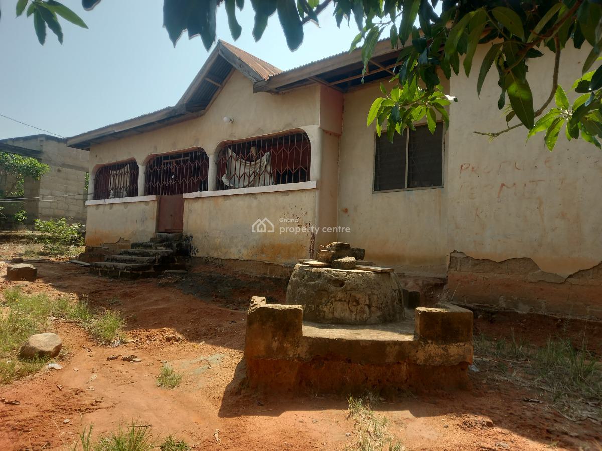 4 Bedrooms, Kenyasi Adwumam, Kumasi Metropolitan, Ashanti, House for Sale