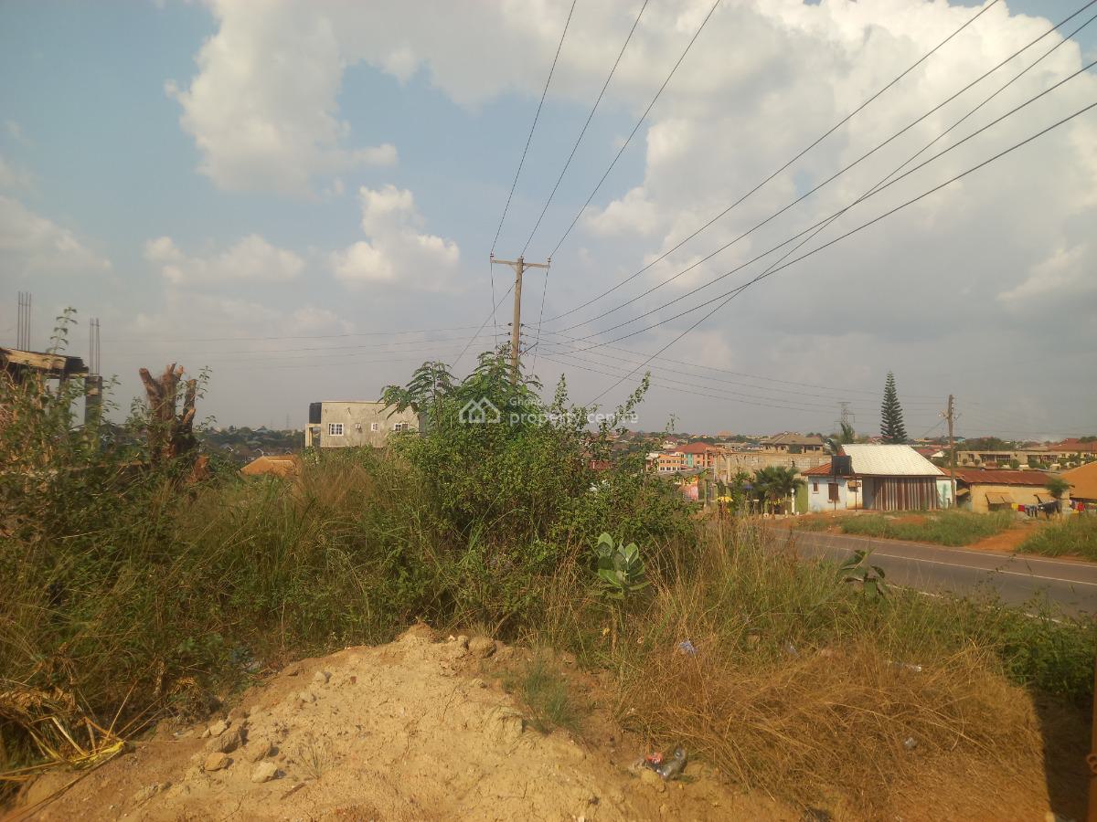 Property for Warehouse ( Main Road)  Kwanwoma, Sokoban Kwanwoma,  on Ahodwo  Road., Kumasi Metropolitan, Ashanti, Warehouse for Sale