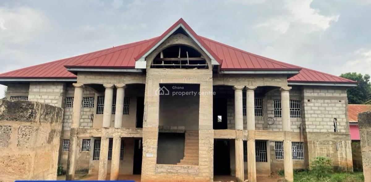 8 Bedrooms  ( Apartment/ Flats., Kwadaso Akyeremade., Kumasi Metropolitan, Ashanti, House for Sale