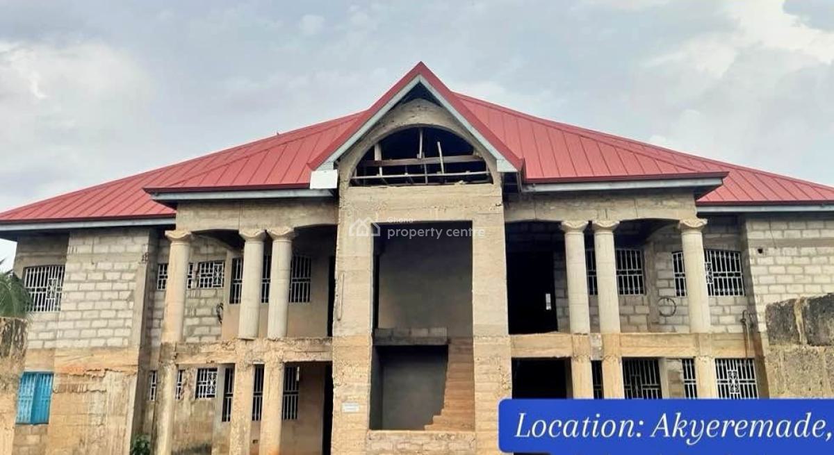 8 Bedrooms  ( Apartment/ Flats., Kwadaso Akyeremade., Kumasi Metropolitan, Ashanti, House for Sale