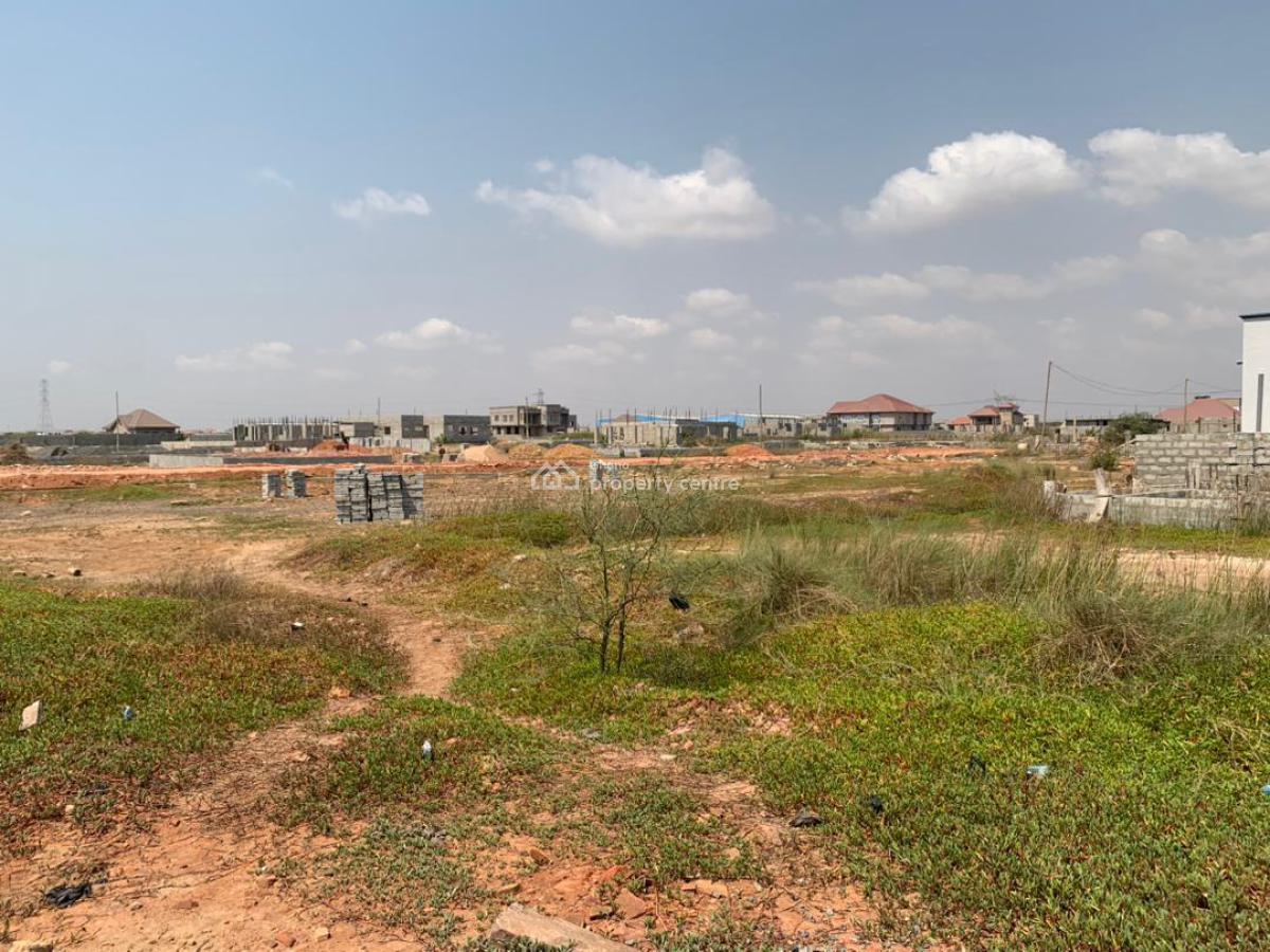 Authentic Plots + First Class Residence, Community 25, Tema, Accra, Mixed-use Land for Sale