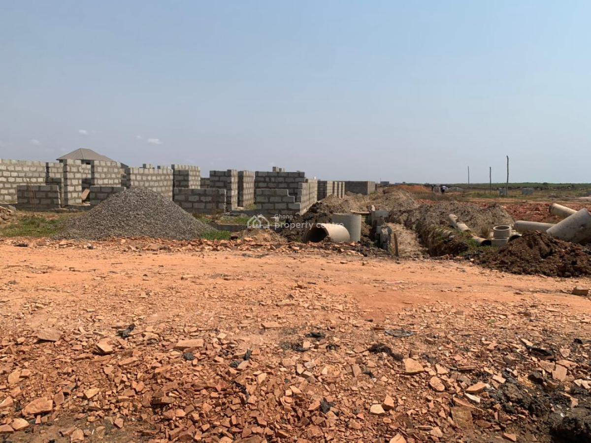 Authentic Plots + First Class Residence, Community 25, Tema, Accra, Mixed-use Land for Sale