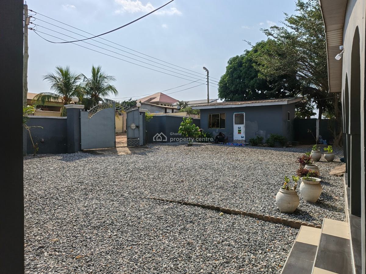 8 Bedrooms House, Achimota Ofankor, Ofankor, Accra, House for Sale