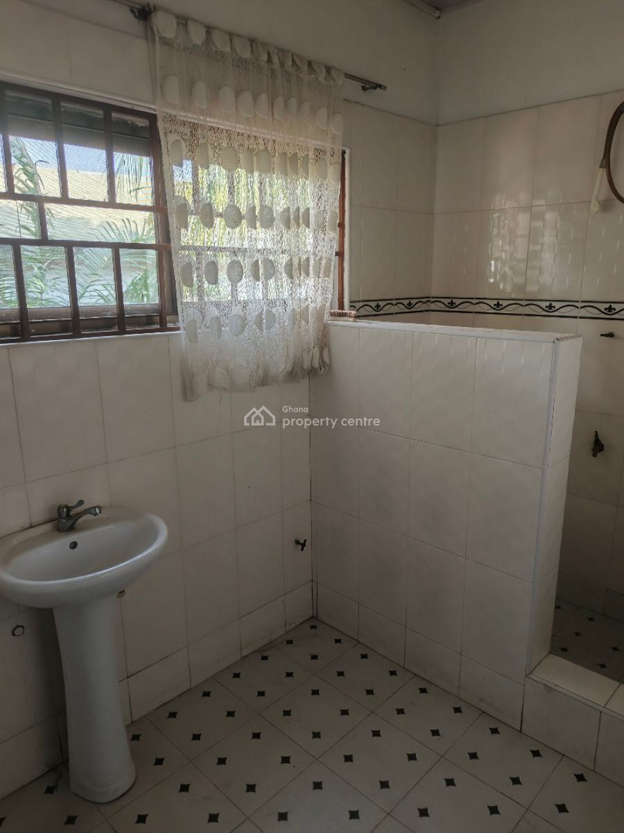 8 Bedrooms House, Achimota Ofankor, Ofankor, Accra, House for Sale