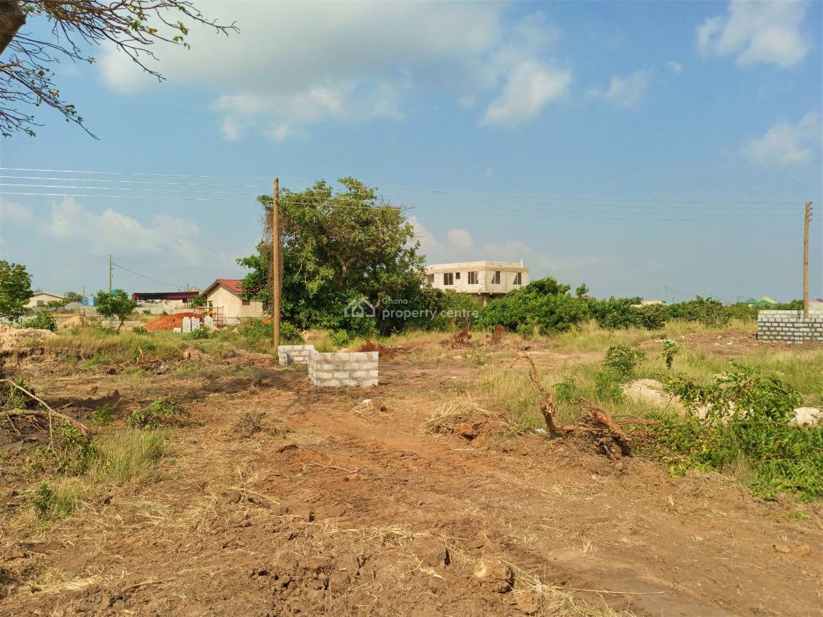 Tema Community 25 Executive Half Plot, Community 25 Mall, Tema, Accra, Mixed-use Land for Sale