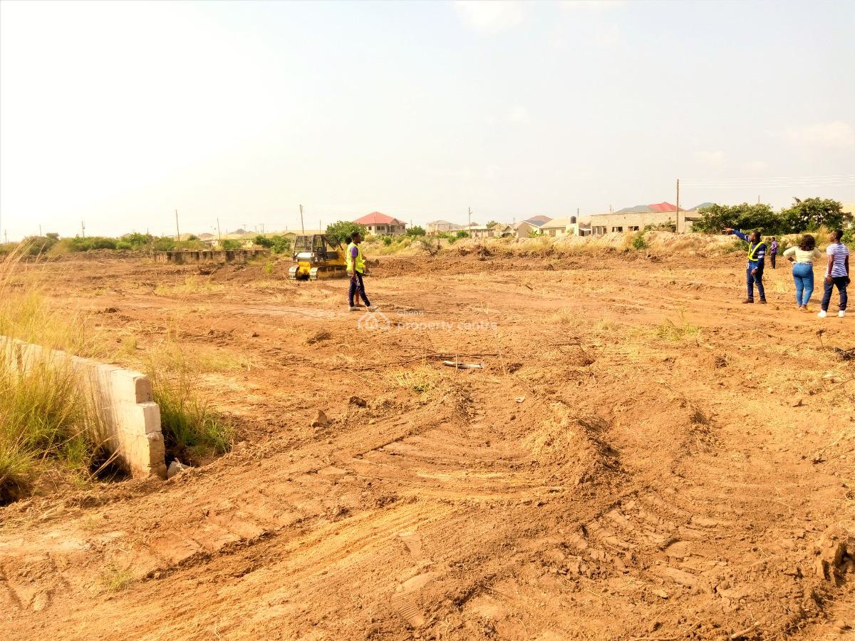Tema Community 25 Executive Half Plot, Community 25 Mall, Tema, Accra, Mixed-use Land for Sale