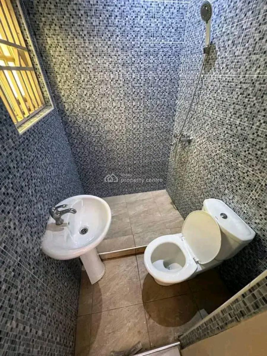 Executive 3-bedroom House @ Achimota, Achimota, Accra, House for Sale