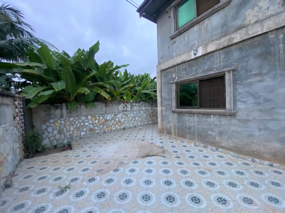 a Four Chamber and Hall with 2 and 3 Bedrooms Up, Assemblies, Agbogba, North Legon, Accra, House for Sale