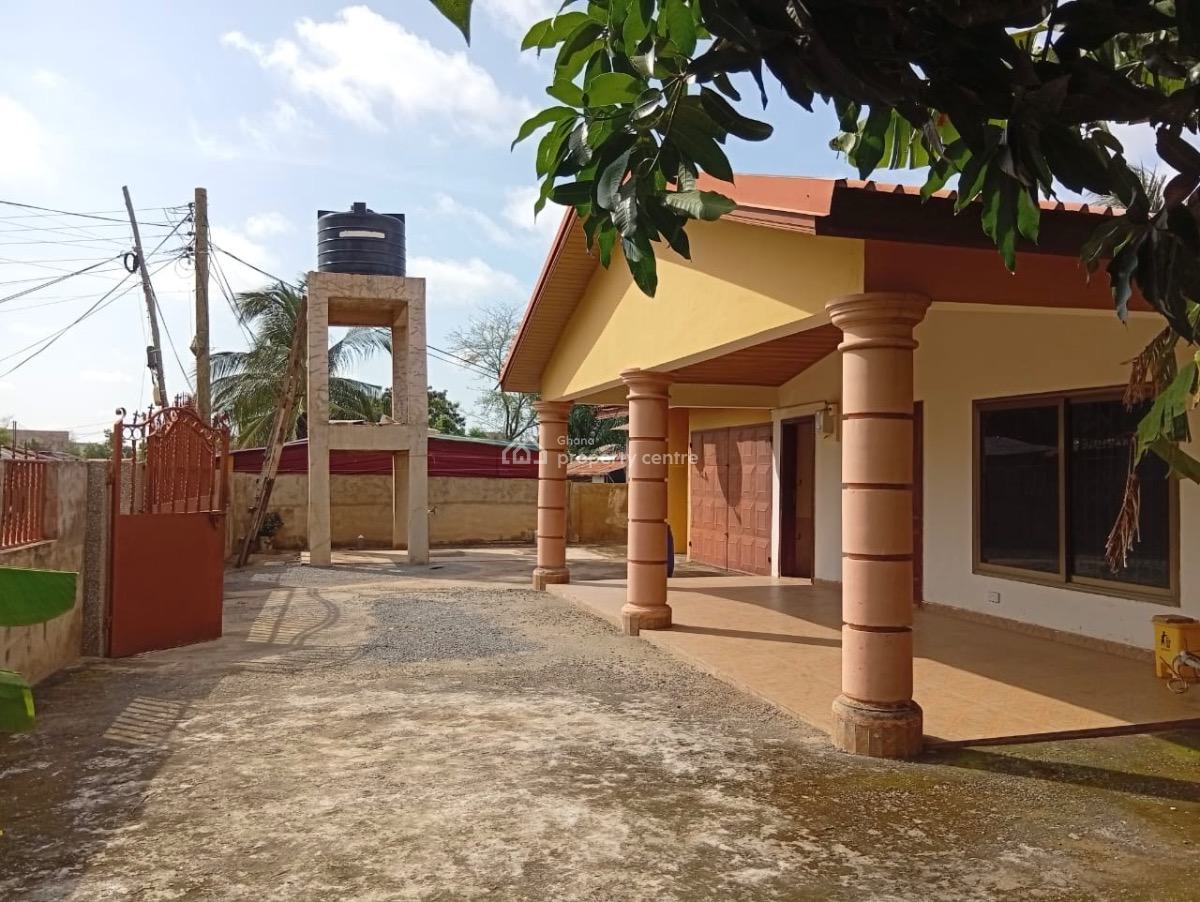 5 Bedrooms, Housing Down, Adenta Municipal, Accra, Detached Bungalow for Sale