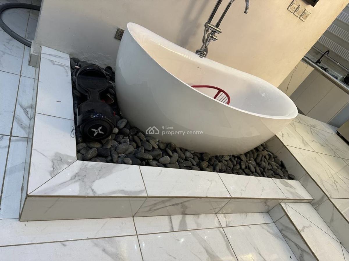 5 Bedrooms at Amasaman, Achiaman, Amasaman, Ga West Municipal, Accra, Detached Duplex for Sale