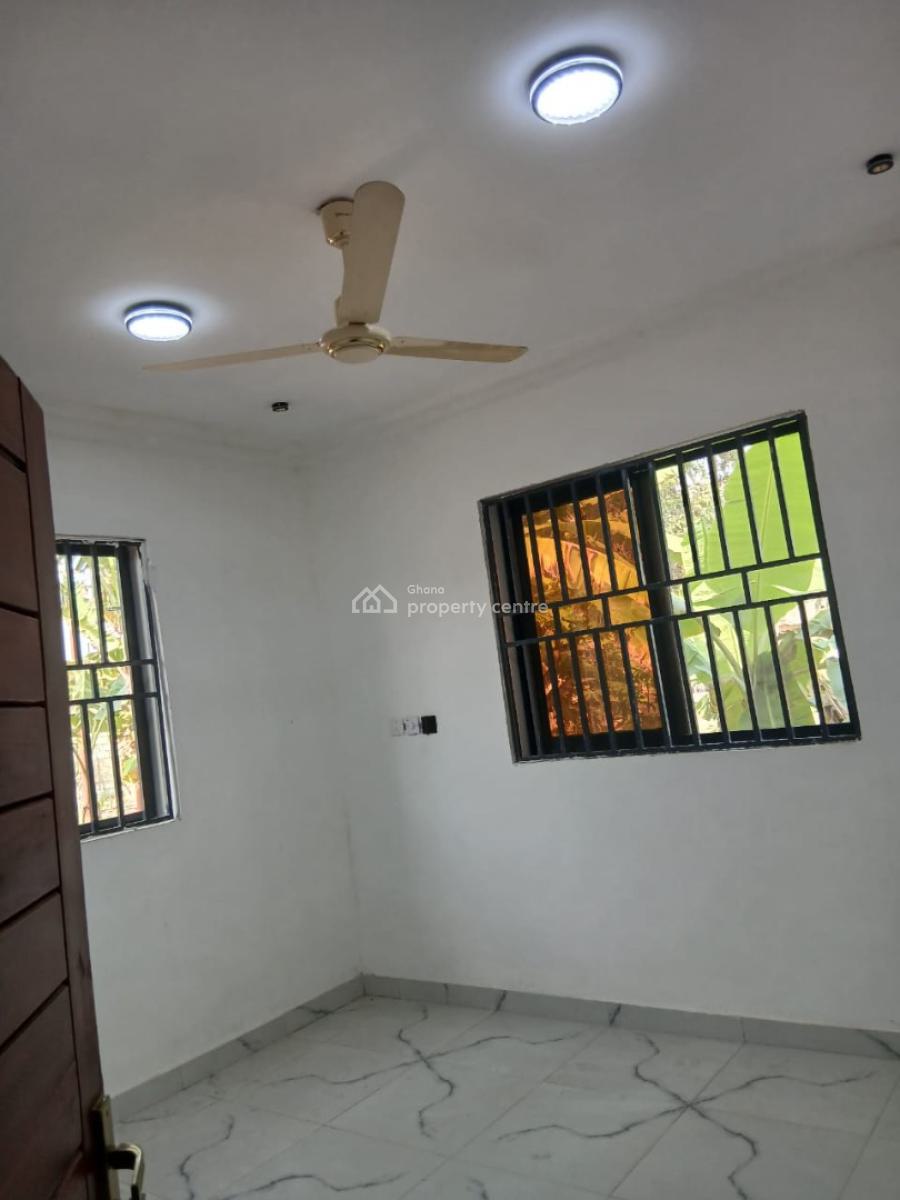 Two Bedroom Self Contain, Tse Addo Container, Tse Addo, Accra, Mini Flat for Rent