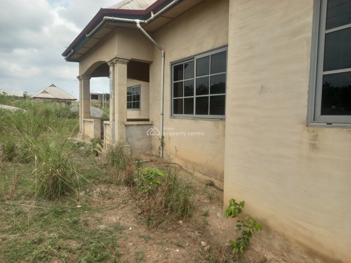 6 Bedrooms, Mampongteng Dumanafo, Kumasi Metropolitan, Ashanti, House for Sale