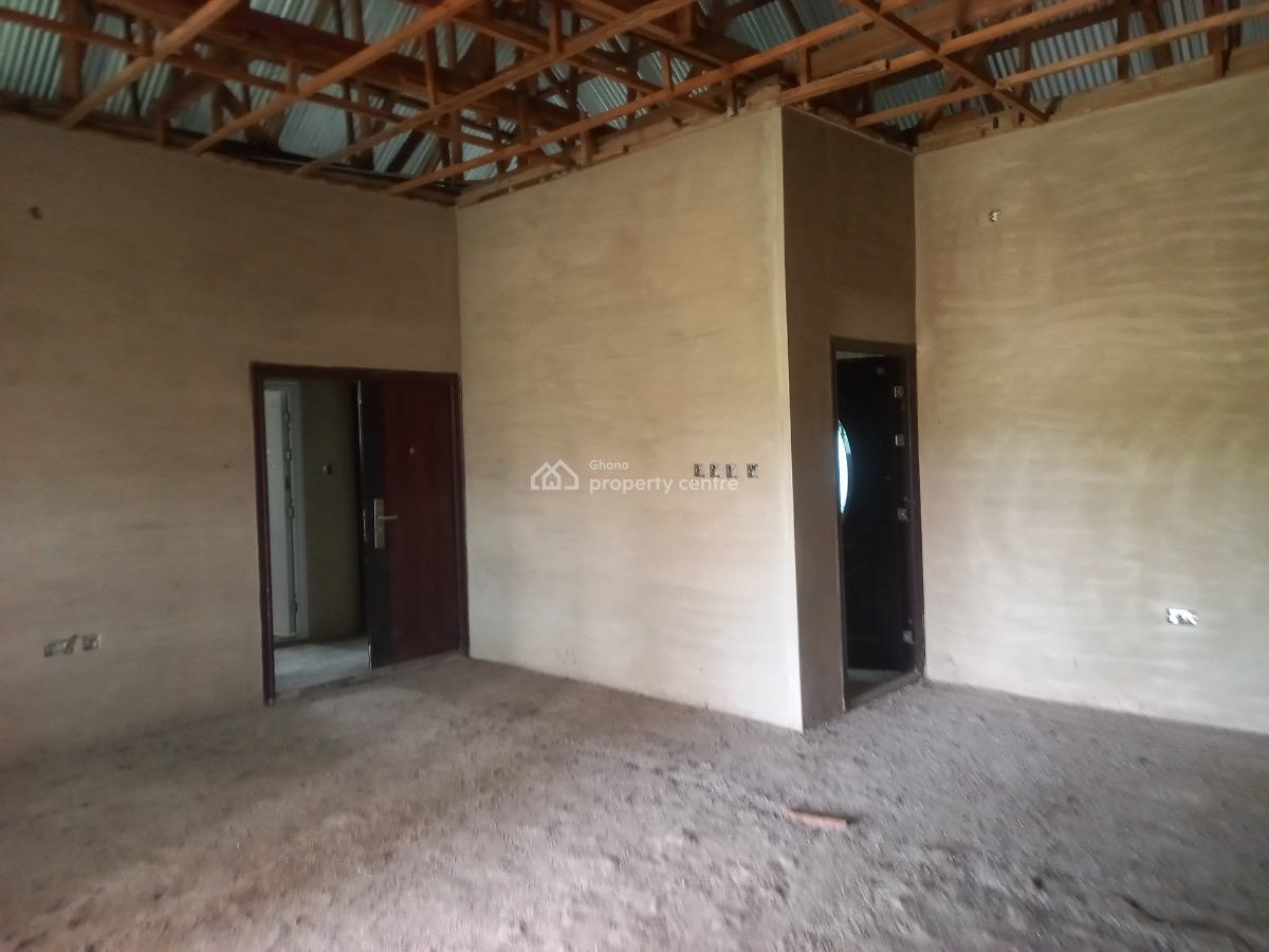 6 Bedrooms, Mampongteng Dumanafo, Kumasi Metropolitan, Ashanti, House for Sale