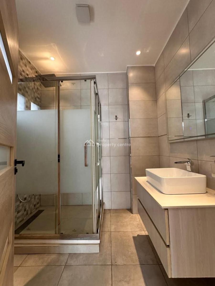 Executive 4 Bedrooms House, American Embassy, Cantonments, Accra, House for Sale