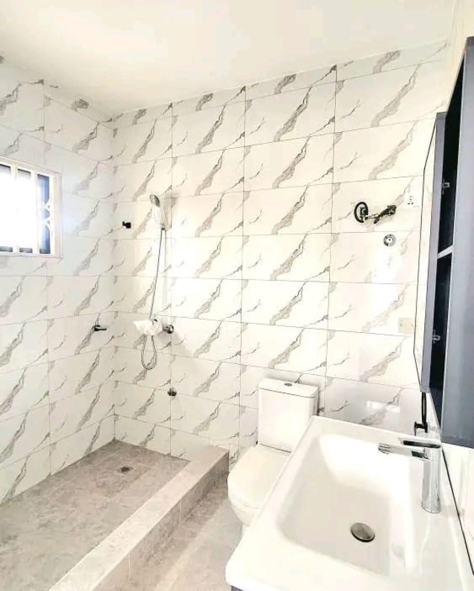 Executive 3 Bedroom, Baatsonaa, Spintex, Accra, House for Sale