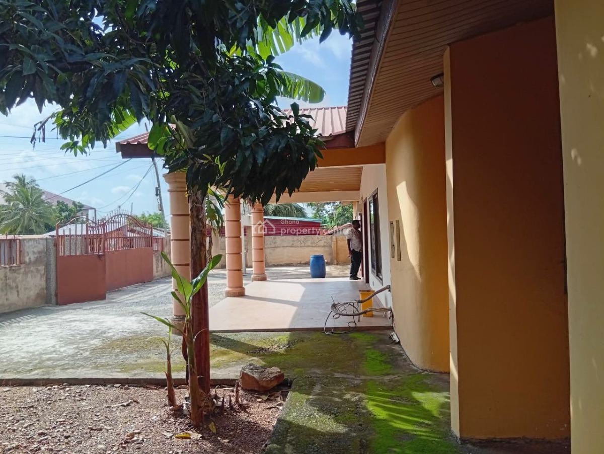 5 Bedrooms, Adenta Housing Down Area, Adenta Municipal, Accra, House for Sale
