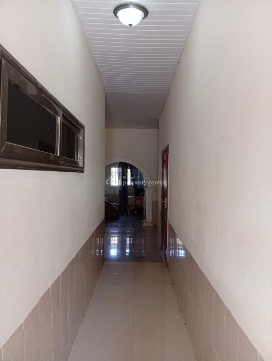 5 Bedrooms, Adenta Housing Down Area, Adenta Municipal, Accra, House for Sale